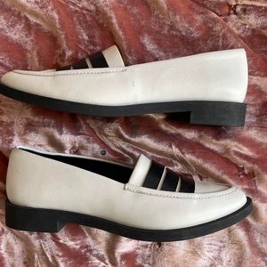 & Other Stories Black and White Loafers *ON TREND*
